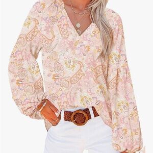 🌺NWT Sheer Floral Blouse - Pink🌺🌺